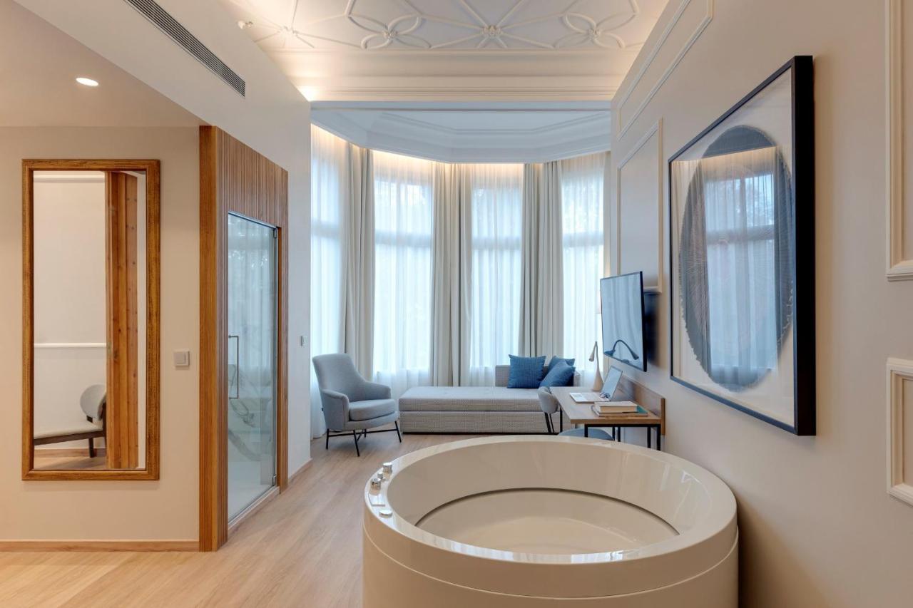 Hotel Boutique Mirlo Barcelona Exterior foto A suite at the hotel